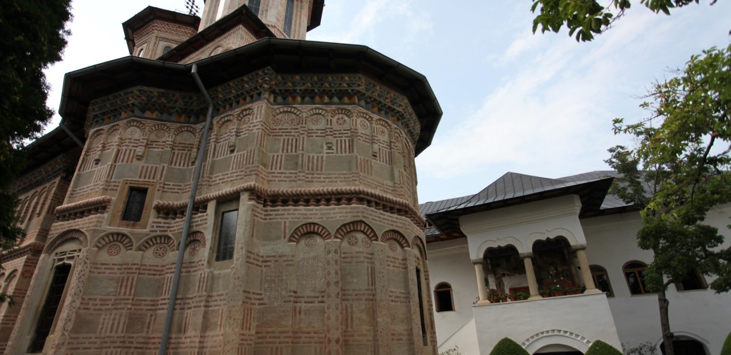 Biserica Nașterea Maicii Domnului și Palatul Brâncovenesc